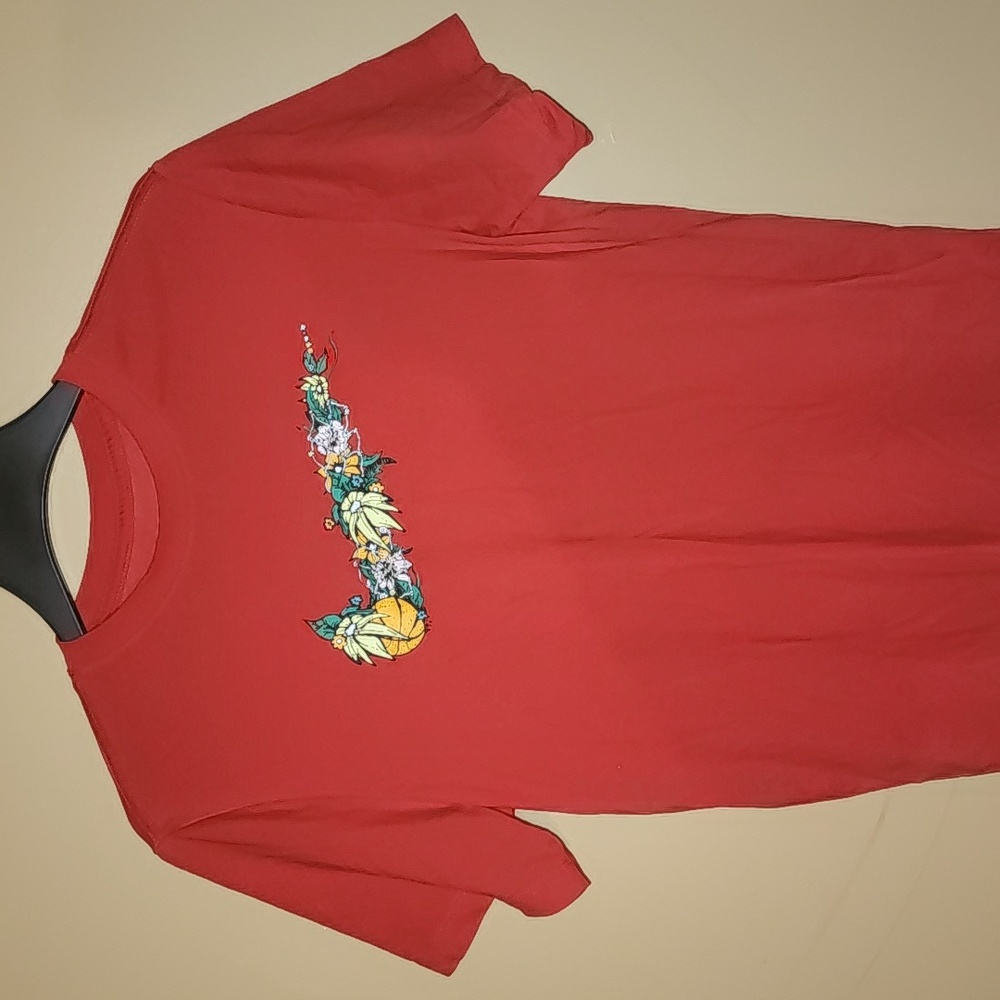 NIKE TEE SHIRT